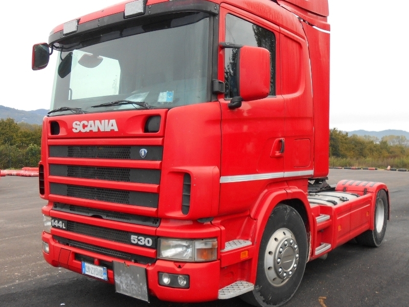 Scania 144L530